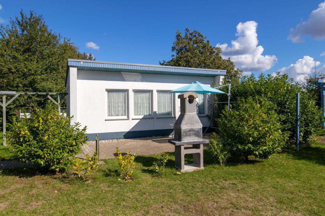 Bungalow Am Waldrand 바르트 외부 사진