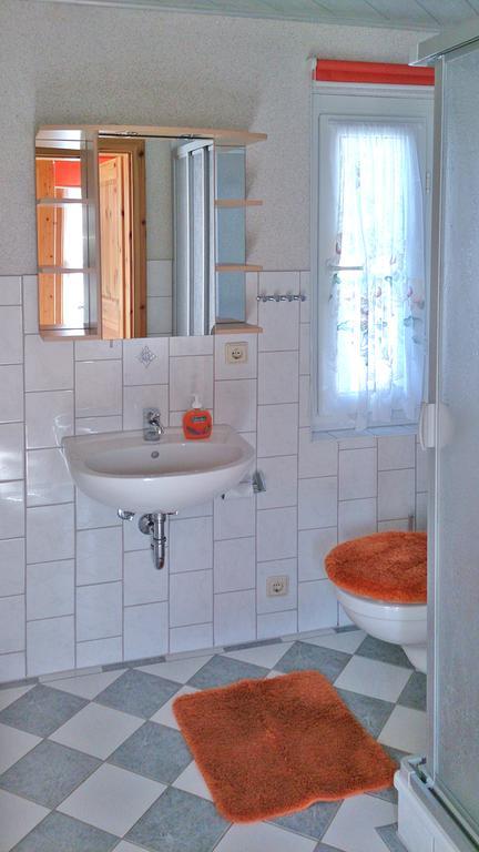 Bungalow Am Waldrand 바르트 외부 사진