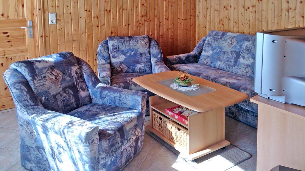 Bungalow Am Waldrand 바르트 외부 사진